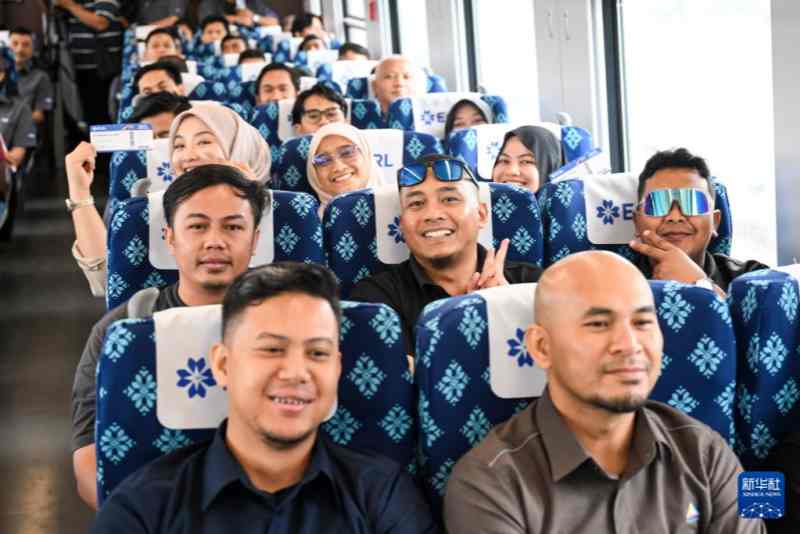 1770944239870609.jpg 005_副本.jpg